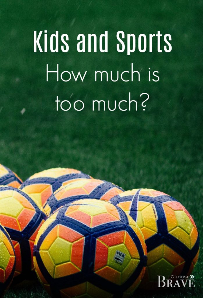 Balancing family life and kids activities can be challenging. When it comes to kids and sports, parents need these tools to decide how much is too much. #kidsactivities #familypriorities #kidssports